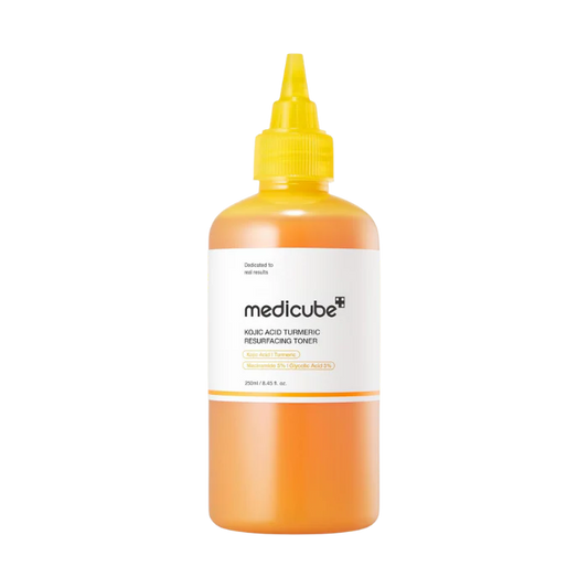 MEDICUBE KOJIC ACID TURMERIC RESURFACING TONER (250ml)